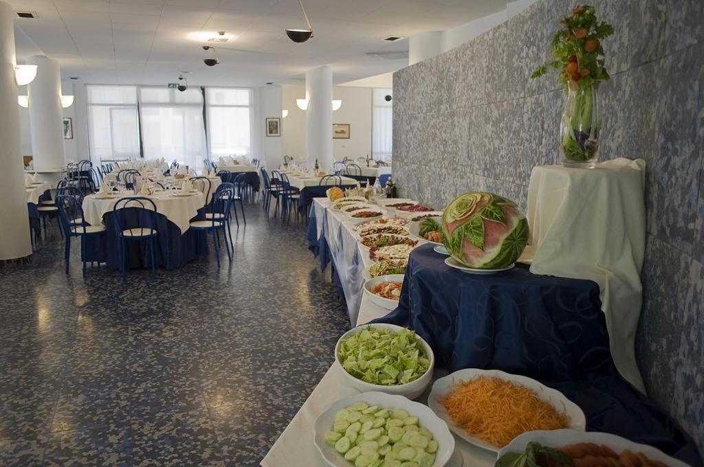 Hotel Leuco' Martinsicuro Esterno foto