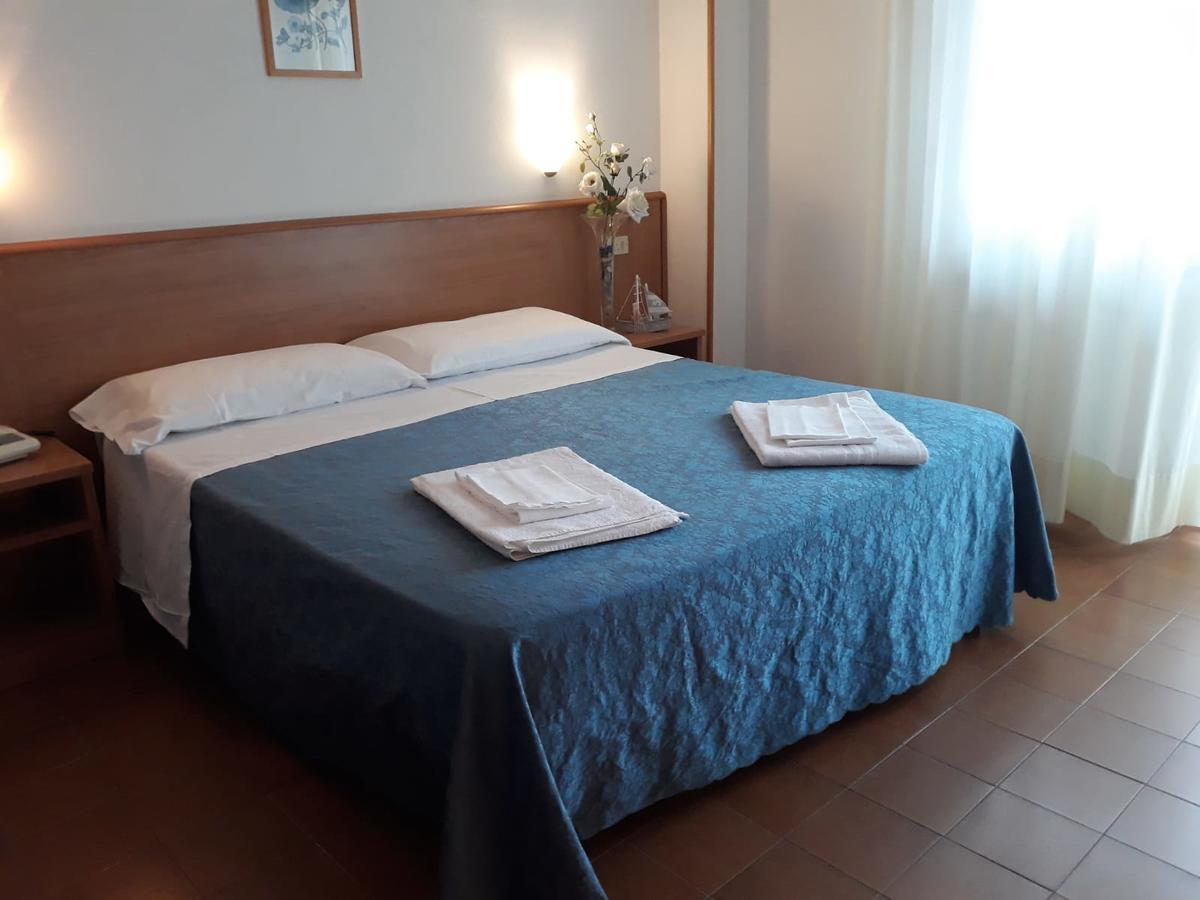 Hotel Leuco' Martinsicuro Esterno foto